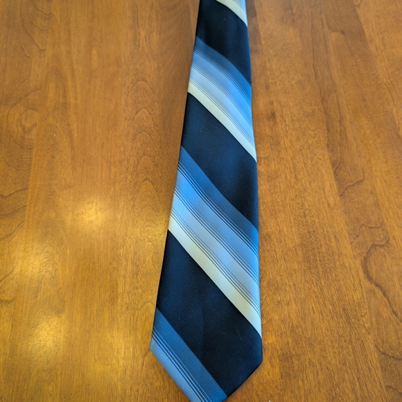 🔥 Vintage Christian Dior Monsieur Blue Striped Designer Necktie - Picture 2 of 6